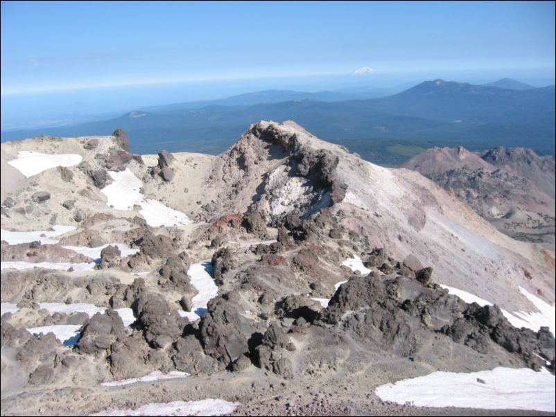 2005-07-31 Lassen (09) ...because I tried to follow the crater ridge later on